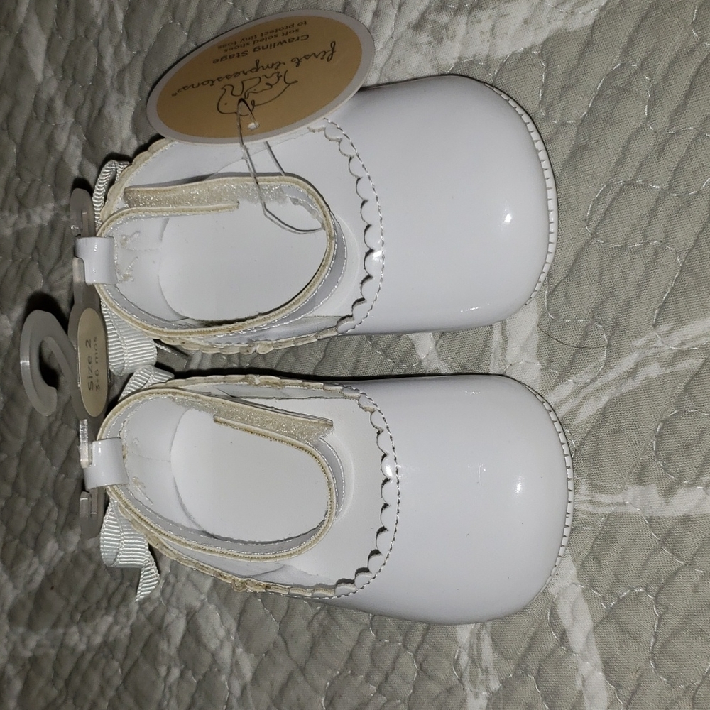 NEW Baby girl white dress shoes